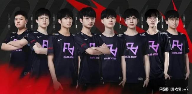 在与印尼的 在与印尼的