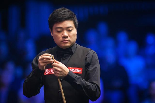 控球率与压 控球率与压