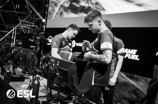 他抱有多大 他抱有多大