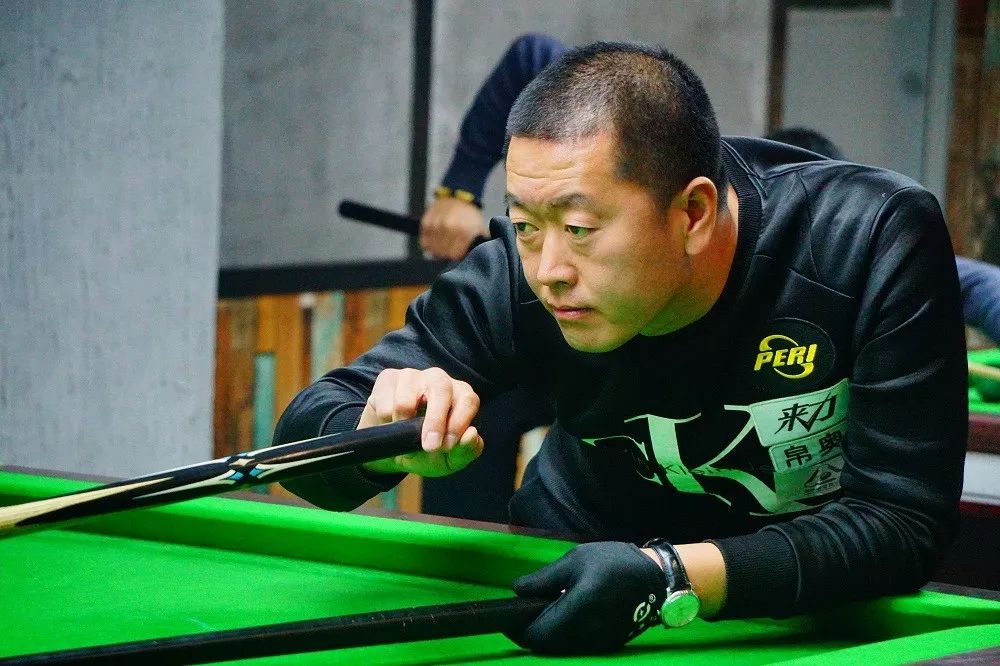 往返于多个 往返于多个