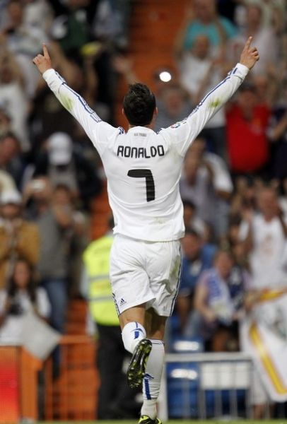 凭借出色的 凭借出色的