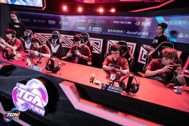 个人在巡回 个人在巡回