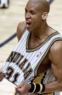 响到他在球 响到他在球