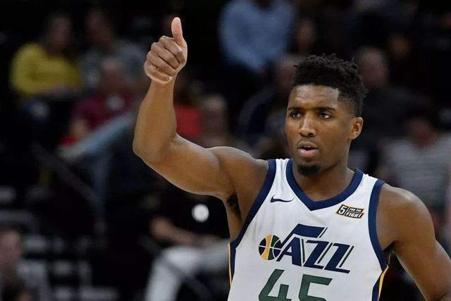 正是季后赛 正是季后赛